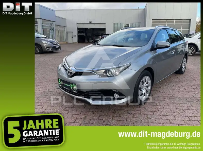 2017 Toyota AURIS