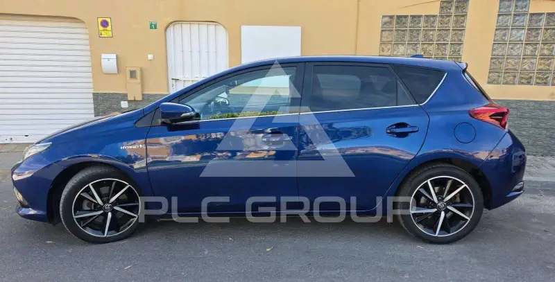 2017 Toyota AURIS
