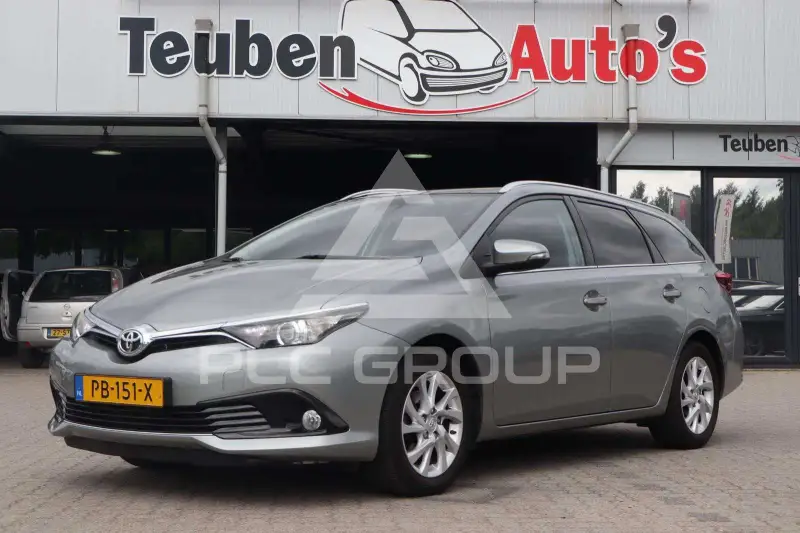 2017 Toyota AURIS