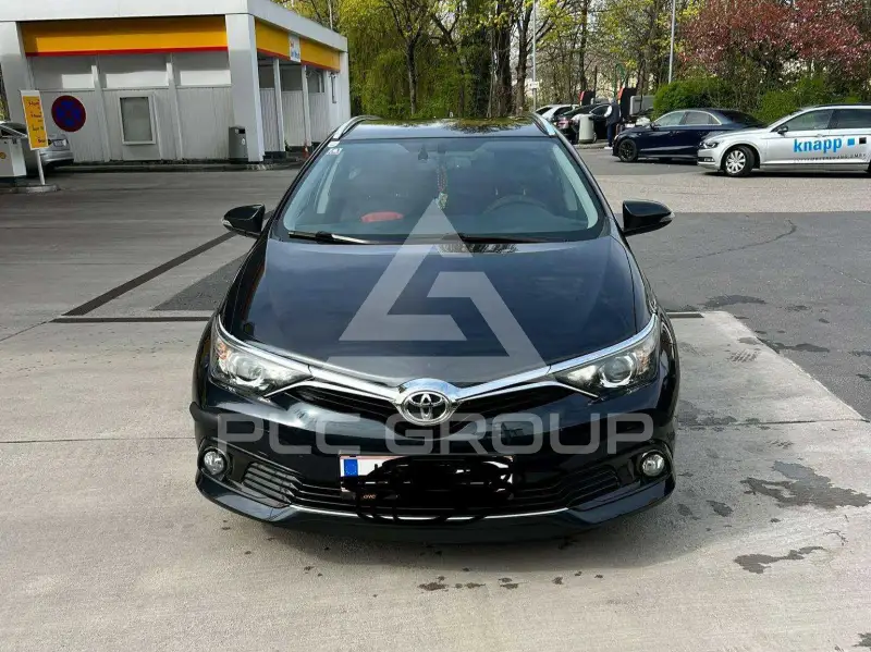 2017 Toyota AURIS