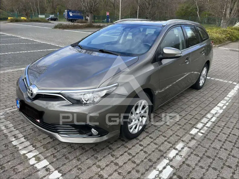2017 Toyota AURIS