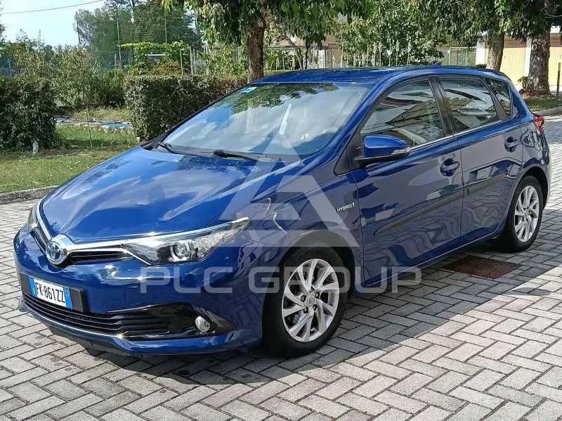 2017 Toyota AURIS