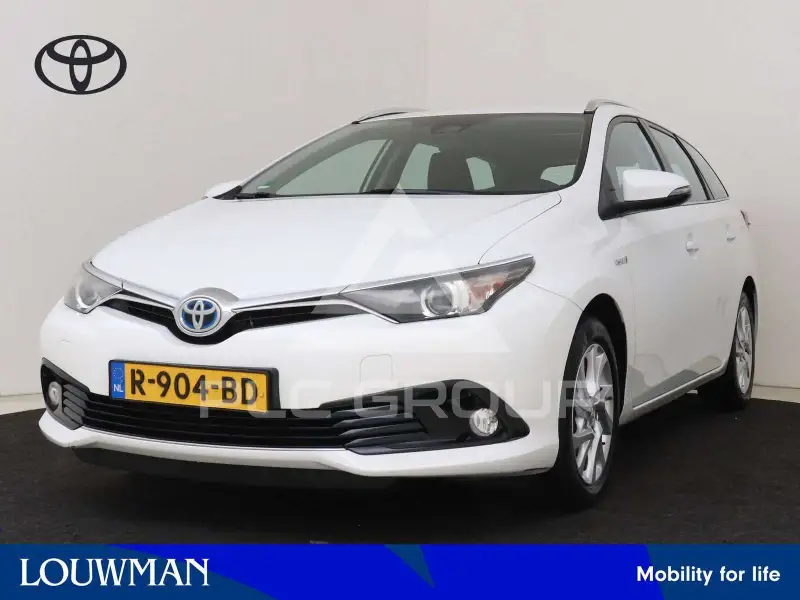 2017 Toyota AURIS