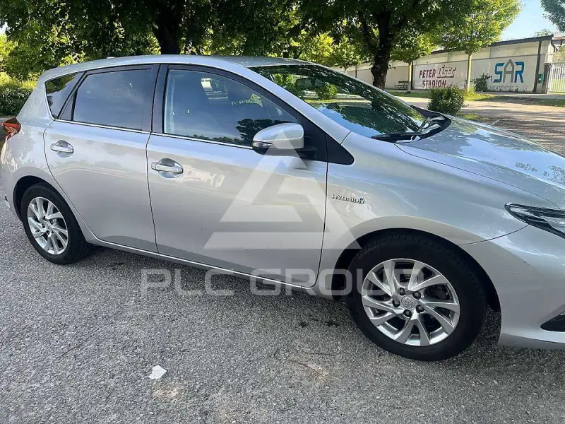 2017 Toyota AURIS