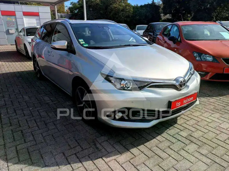 2017 Toyota AURIS
