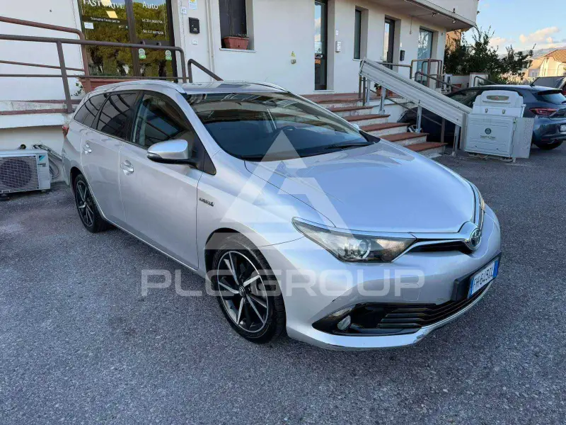 2017 Toyota AURIS