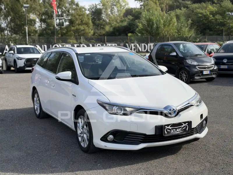 2017 Toyota AURIS