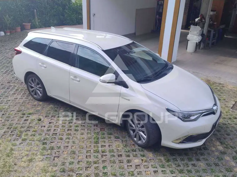 2017 Toyota AURIS