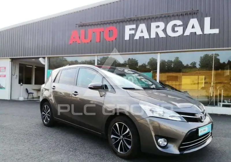 2017 Toyota VERSO