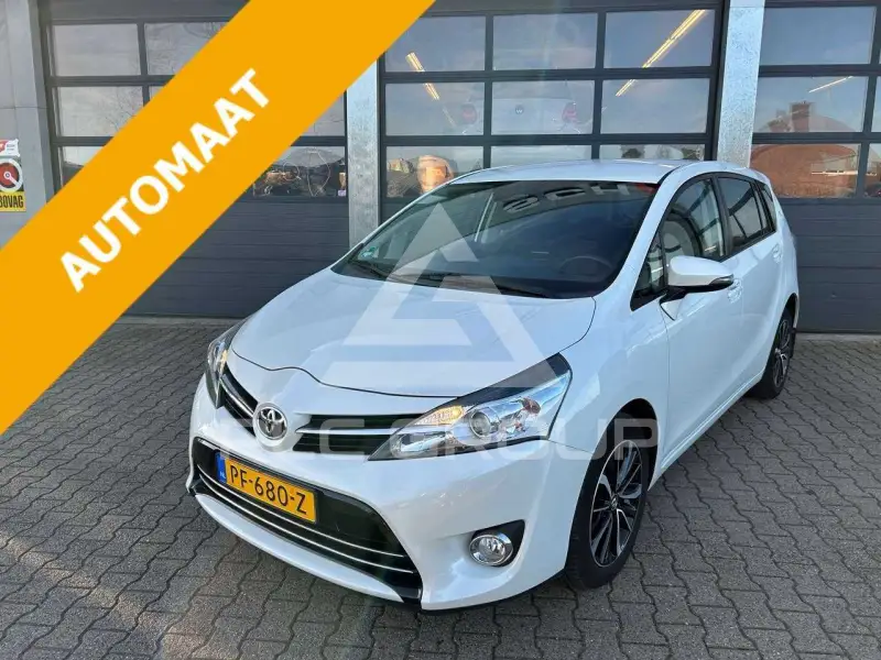 2017 Toyota VERSO