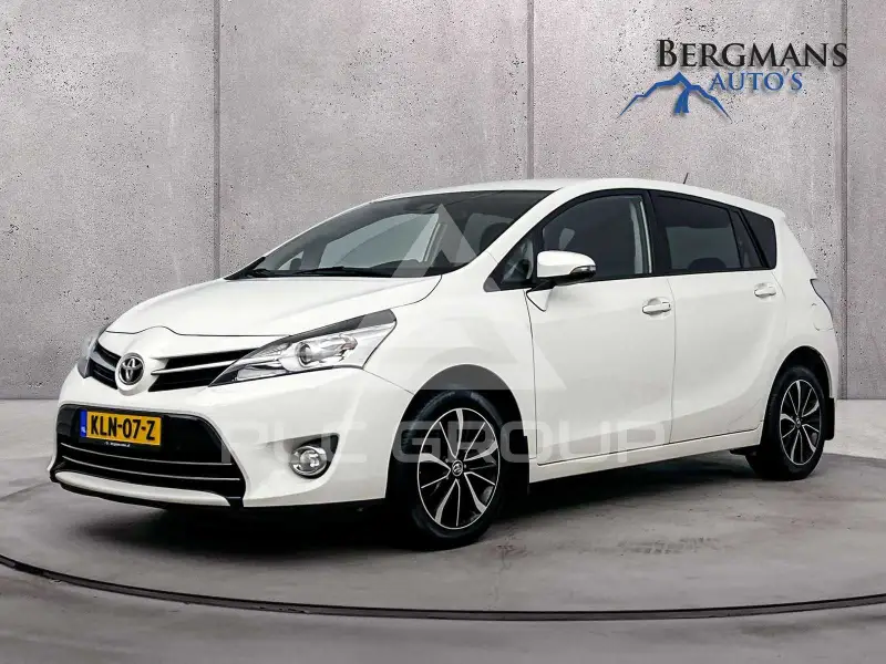 2017 Toyota VERSO
