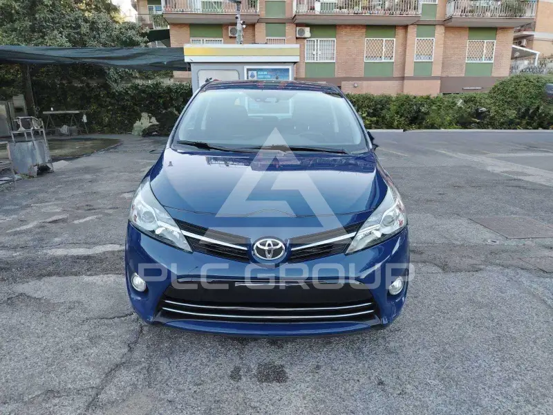 2017 Toyota VERSO