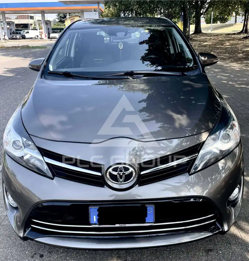 2017 Toyota VERSO