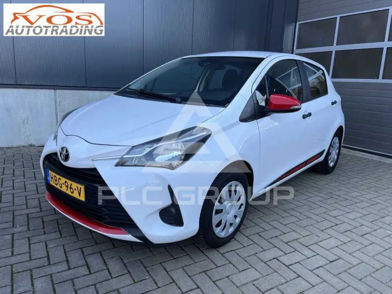 2017 Toyota YARIS