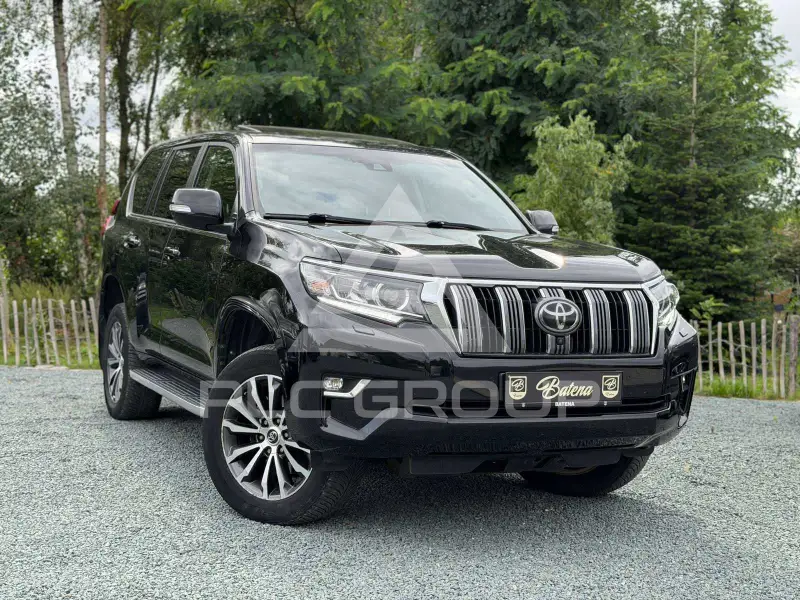 2017 Toyota LAND CRUISER