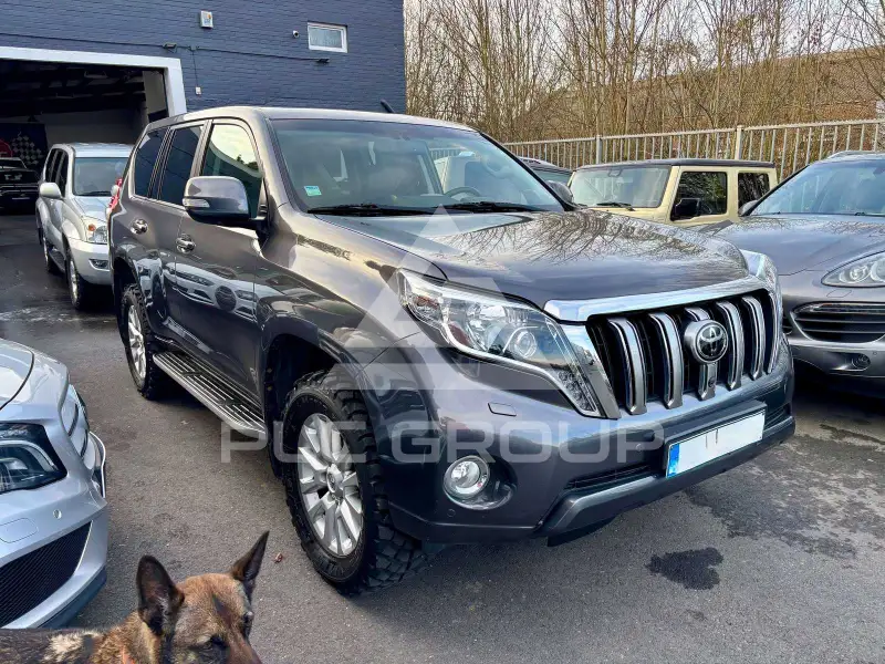 2017 Toyota LAND CRUISER