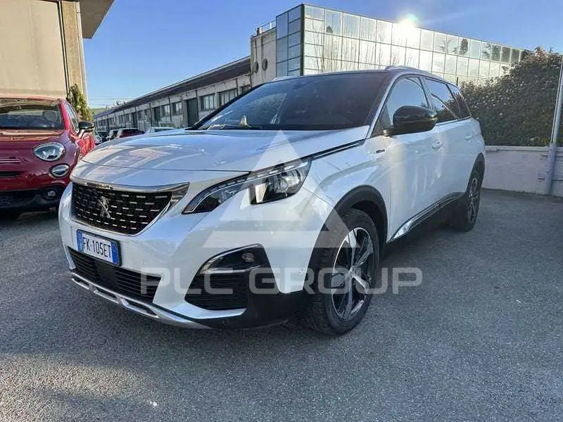 2017 Peugeot 5008