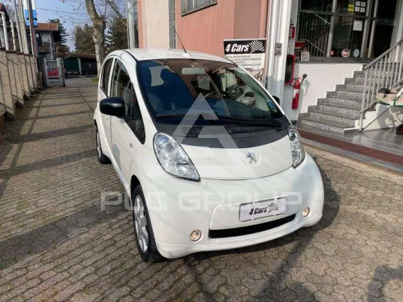 2017 Peugeot iOn