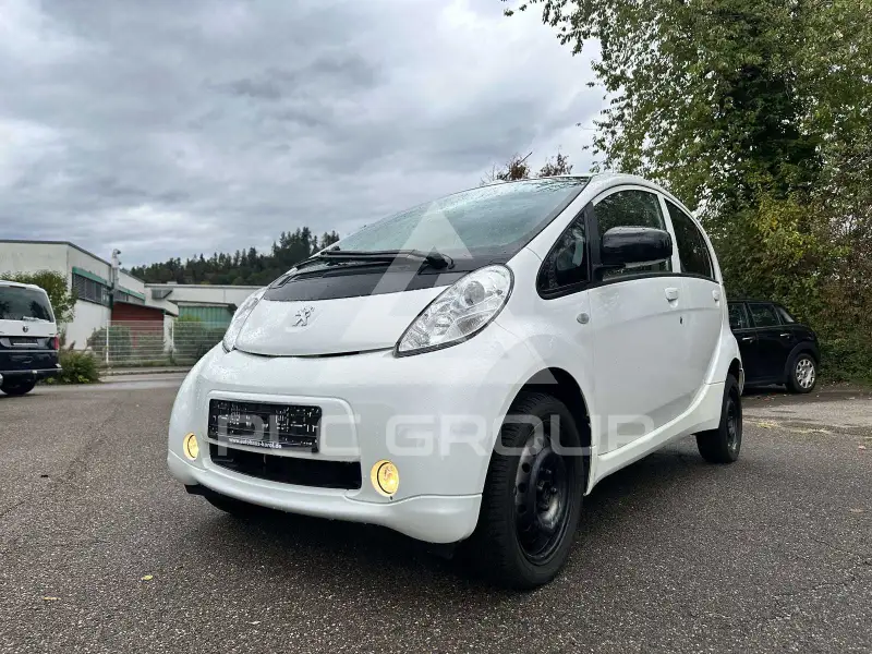 2017 Peugeot iOn