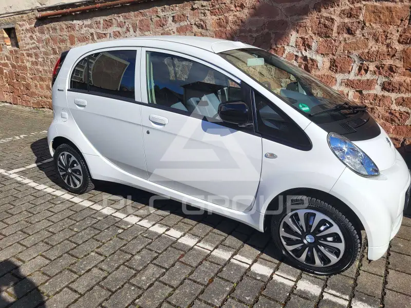 2017 Peugeot iOn