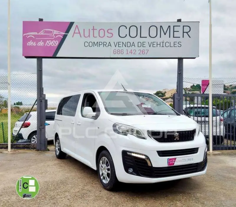 2017 Peugeot Traveller