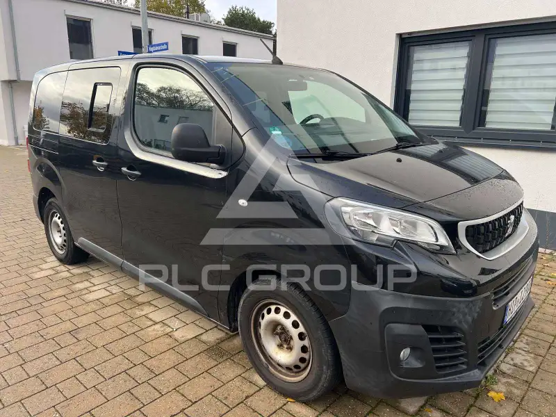 2017 Peugeot Traveller