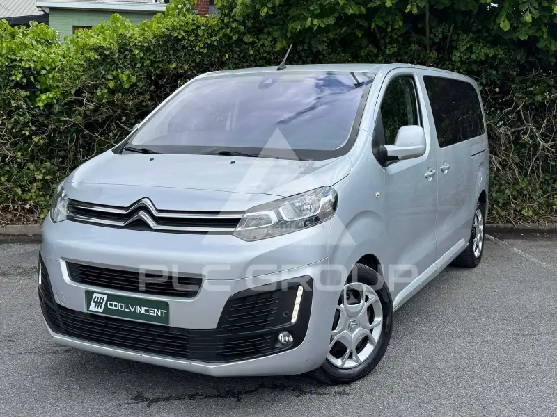 2017 Peugeot Traveller