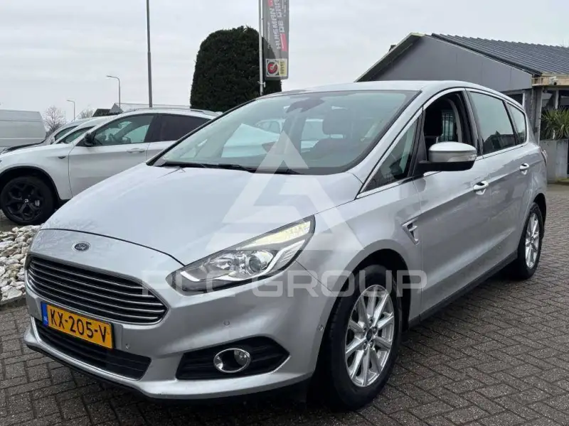 2017 Ford S-Max