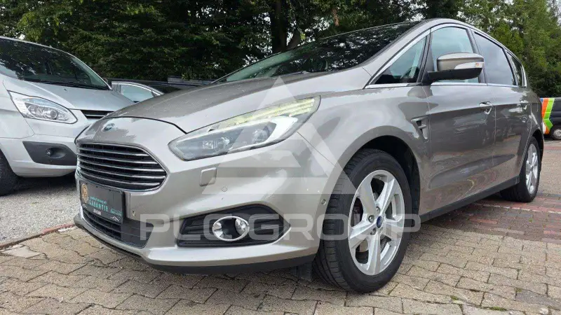 2017 Ford S-Max