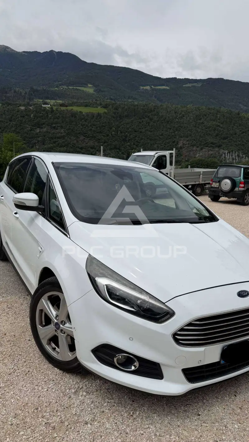 2017 Ford S-Max