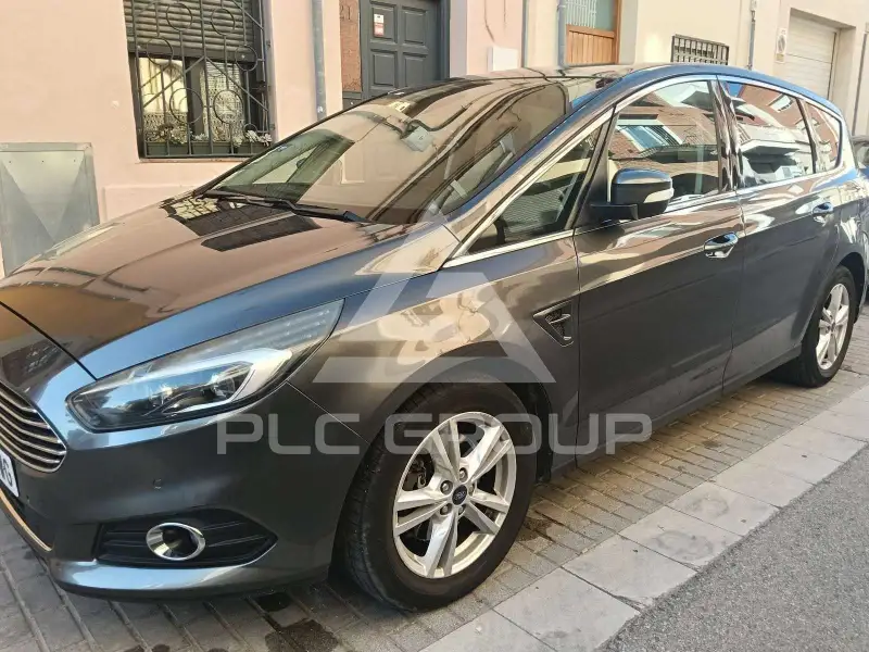 2017 Ford S-Max