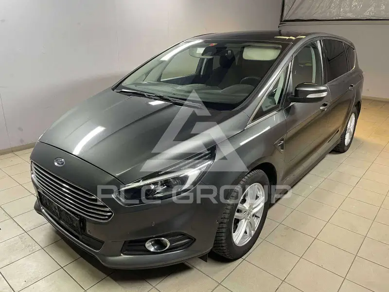 2017 Ford S-Max
