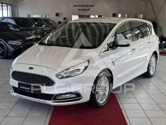 2017 Ford S-Max