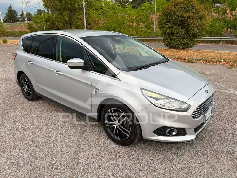 2017 Ford S-Max