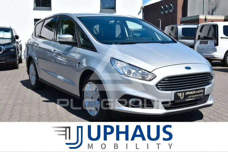 2017 Ford S-Max
