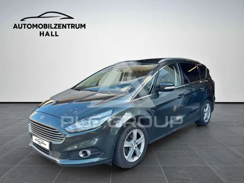 2017 Ford S-Max