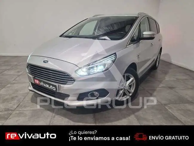 2017 Ford S-Max
