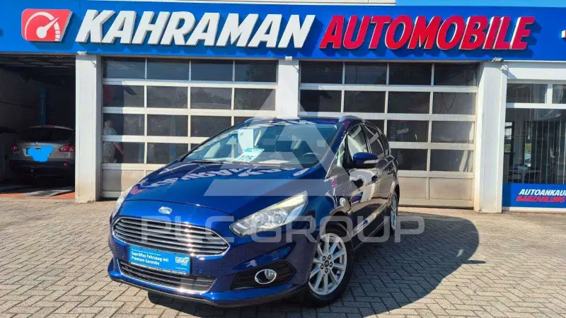 2017 Ford S-Max