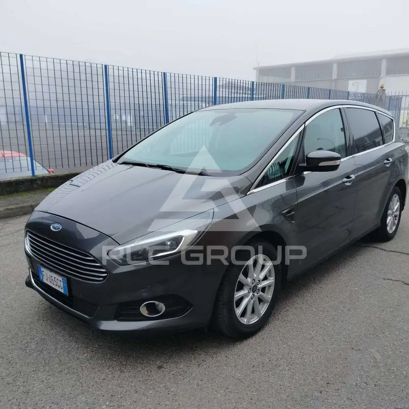 2017 Ford S-Max
