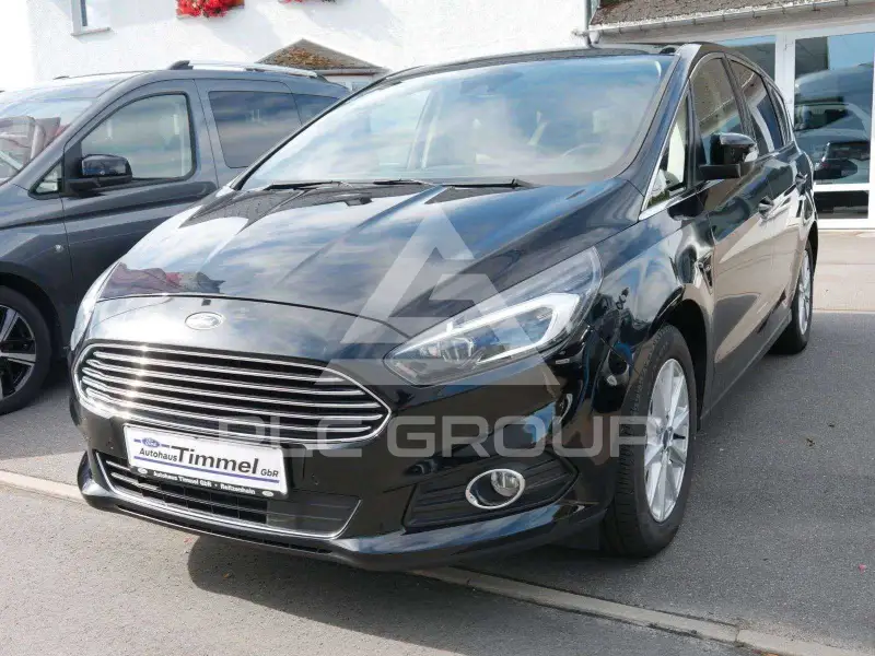 2017 Ford S-Max