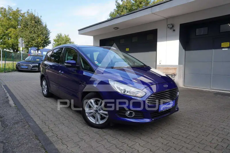 2017 Ford S-Max