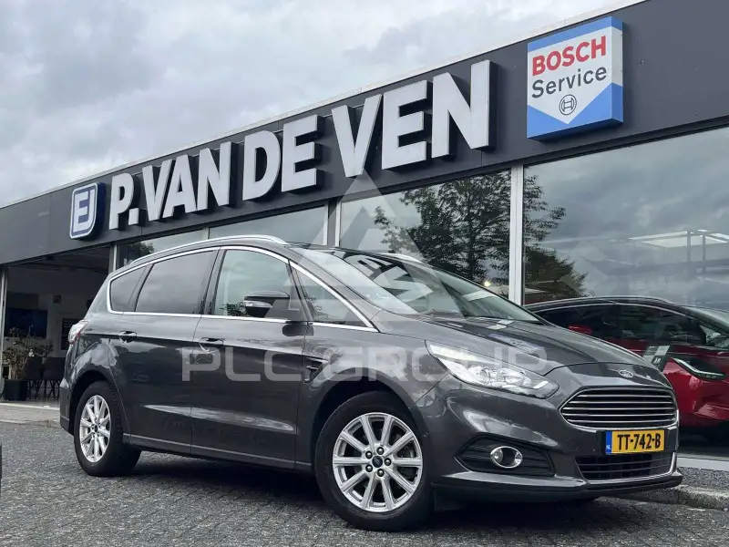 2017 Ford S-Max