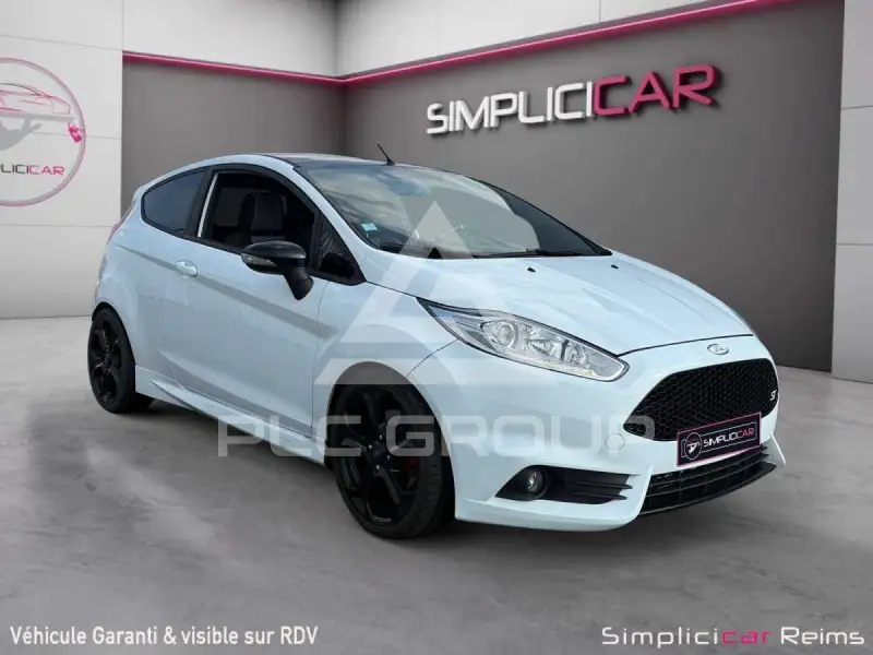 2017 Ford FIESTA