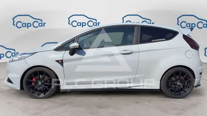 2017 Ford FIESTA