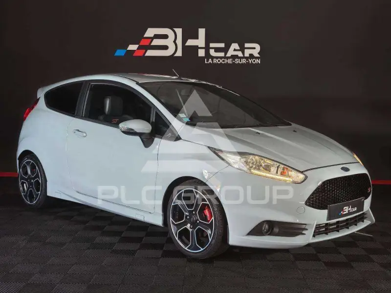 2017 Ford FIESTA