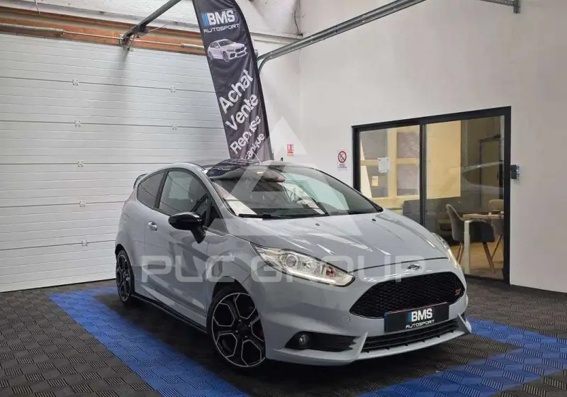 2017 Ford FIESTA