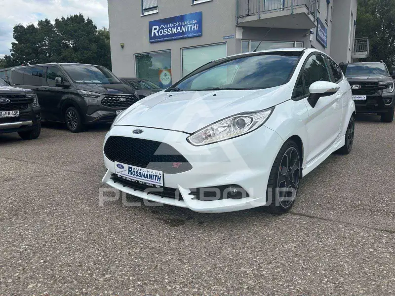 2017 Ford FIESTA