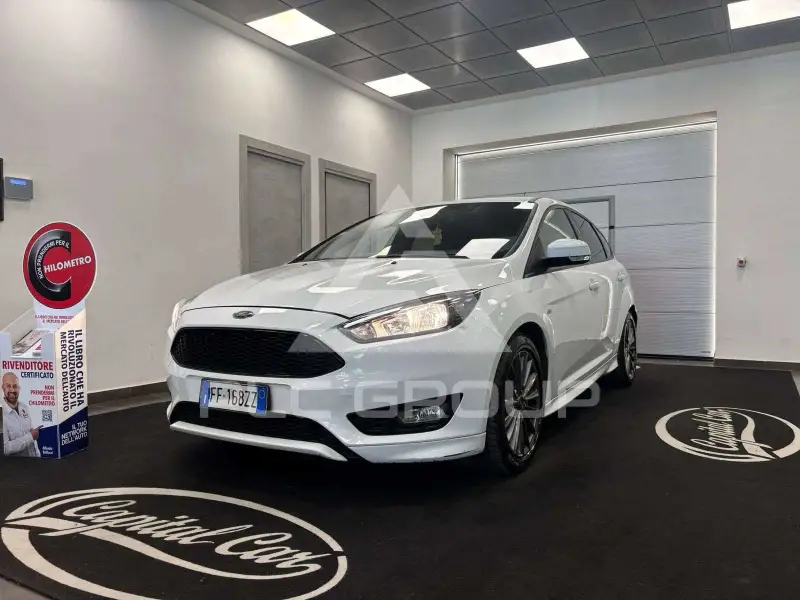 2017 Ford FOCUS