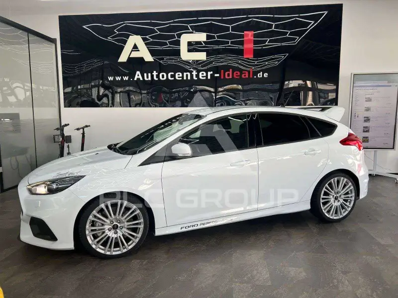 2017 Ford FOCUS