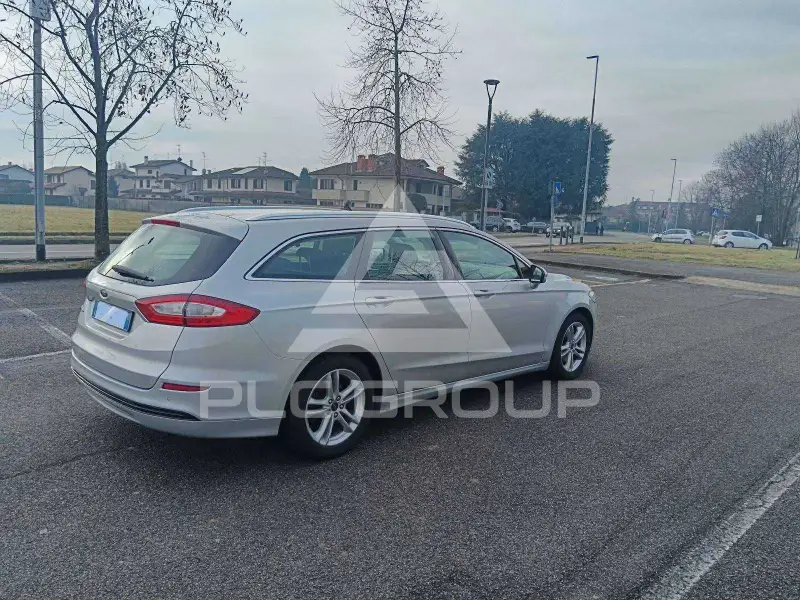 2017 Ford Mondeo